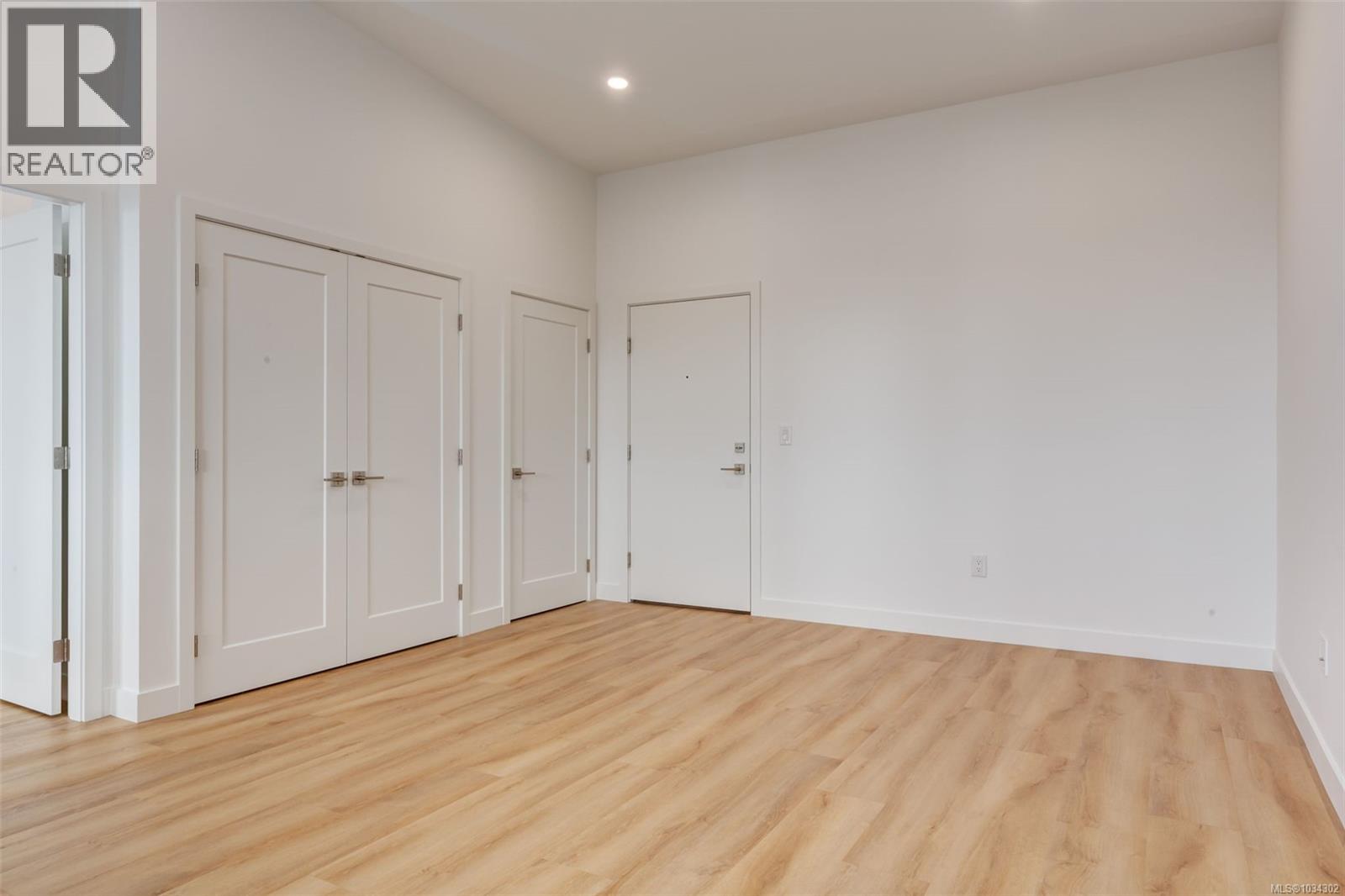 #304 7181 Lantzville Rd - 18