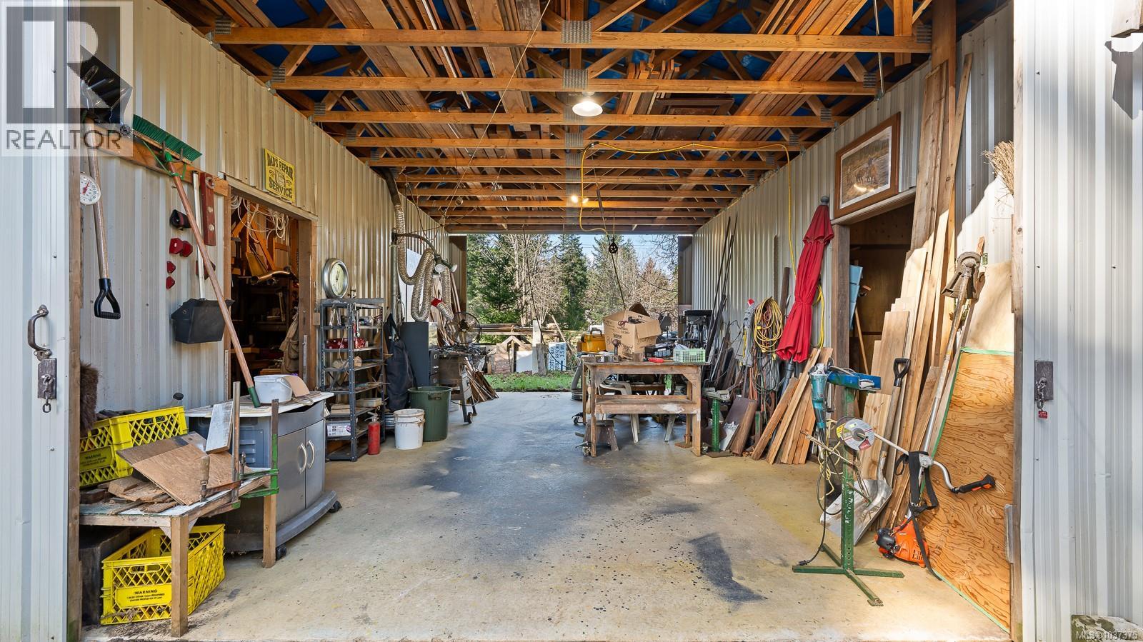 2187 May Rd, Courtenay