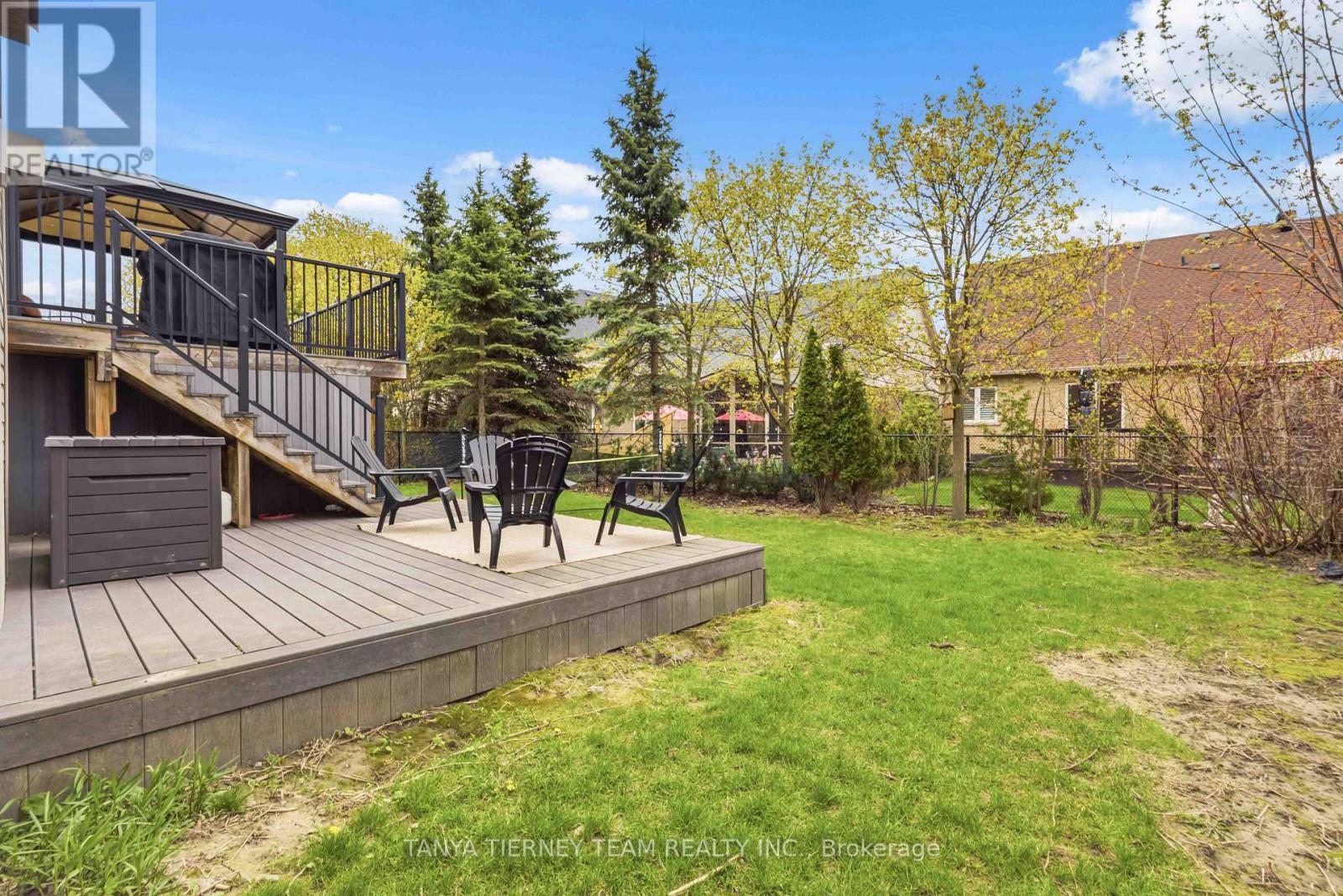 2315 HACKETT PLACE - 48