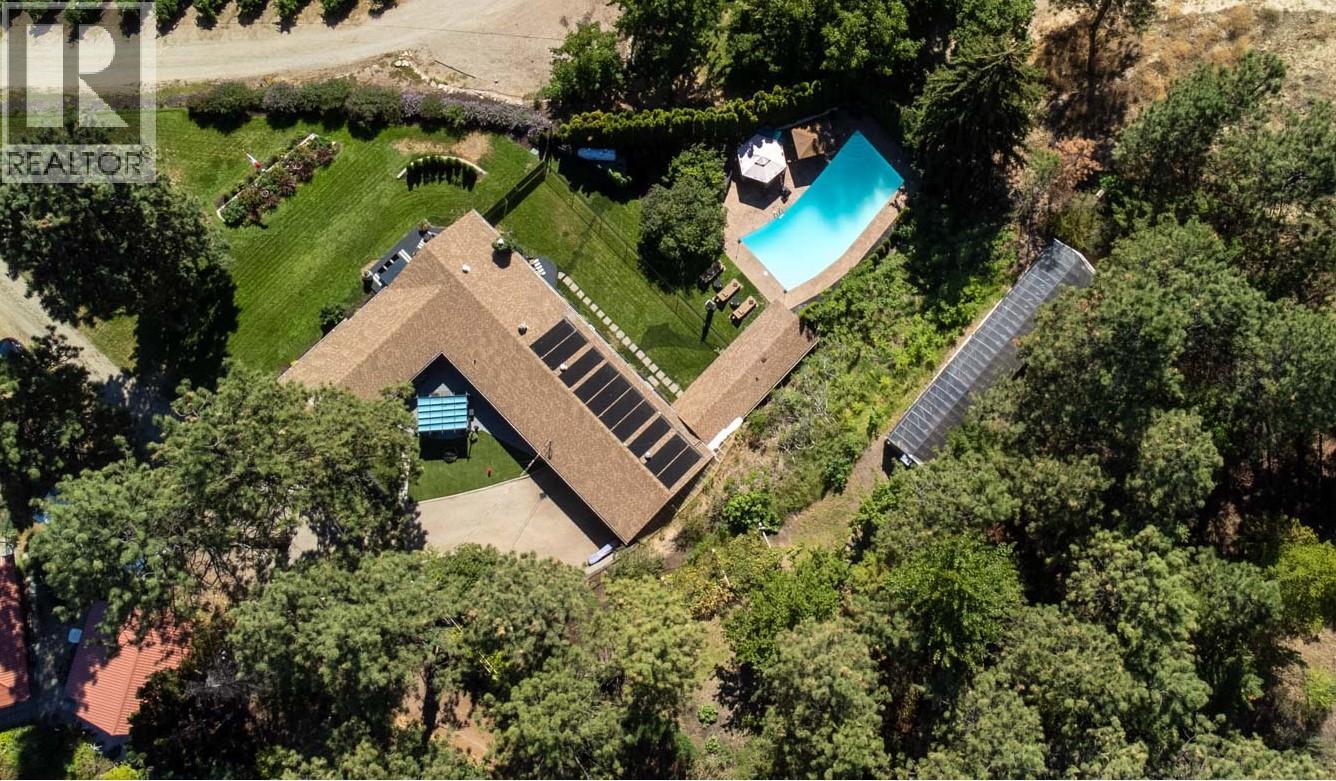 483 Pinehill Road - 4