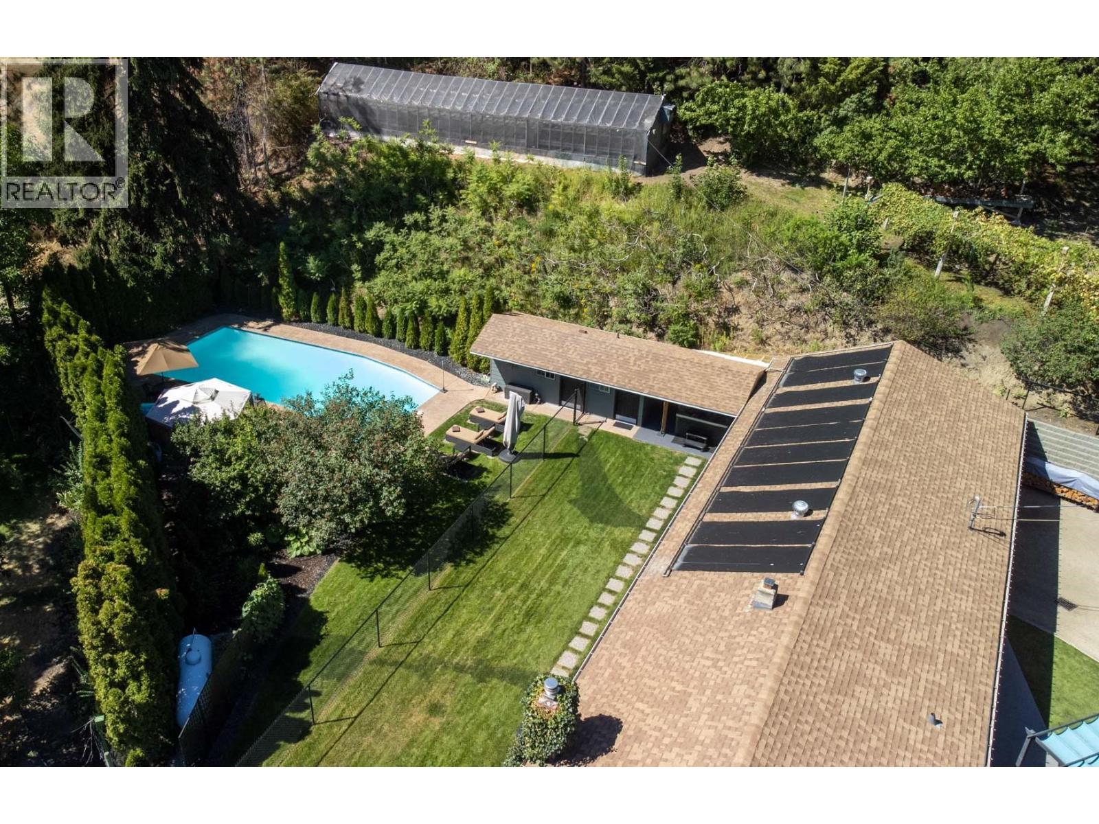 483 Pinehill Road - 7