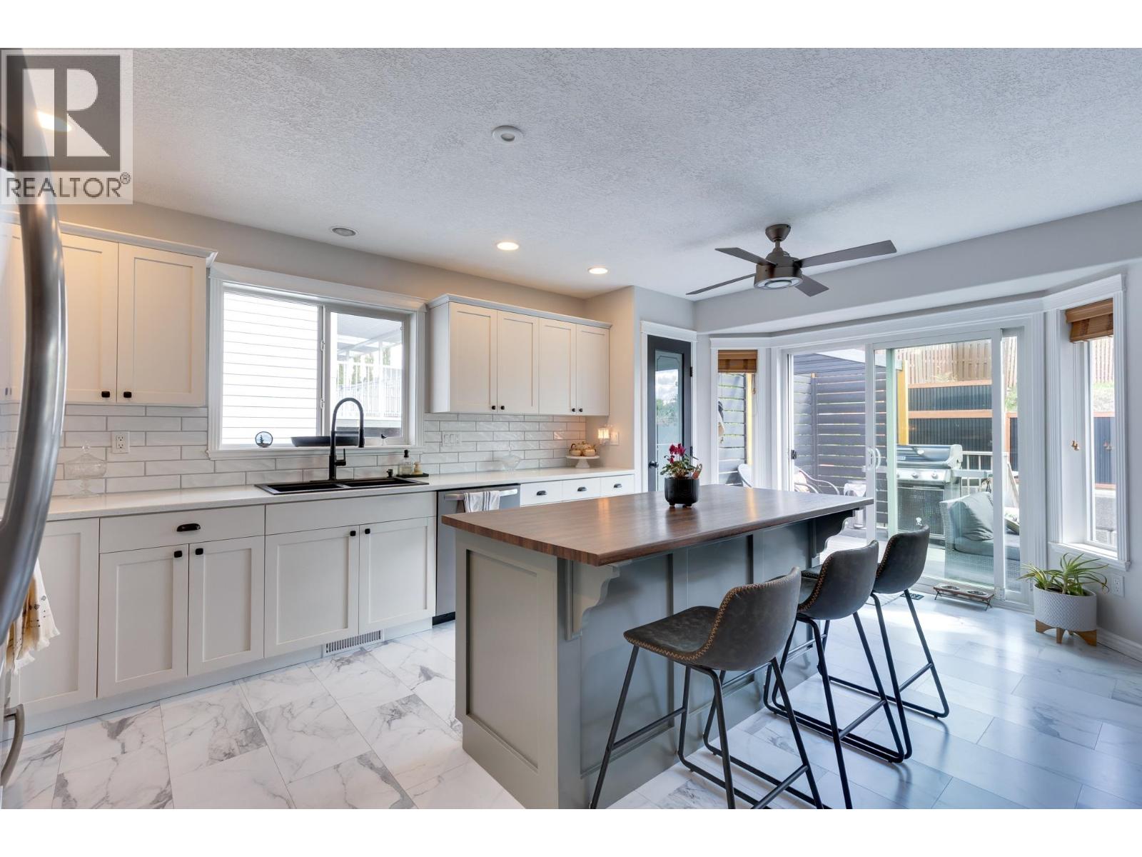 3531 CHARTWELL AVENUE - 19