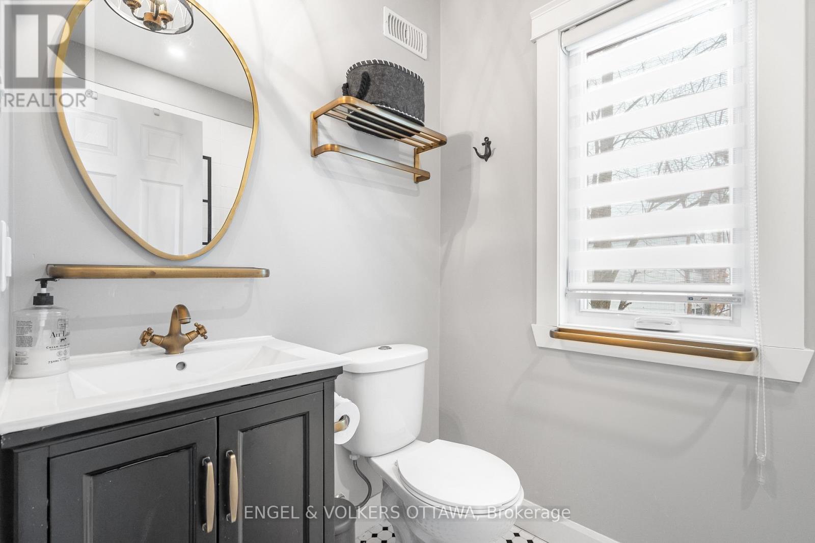 2882 BAY ROAD - 29