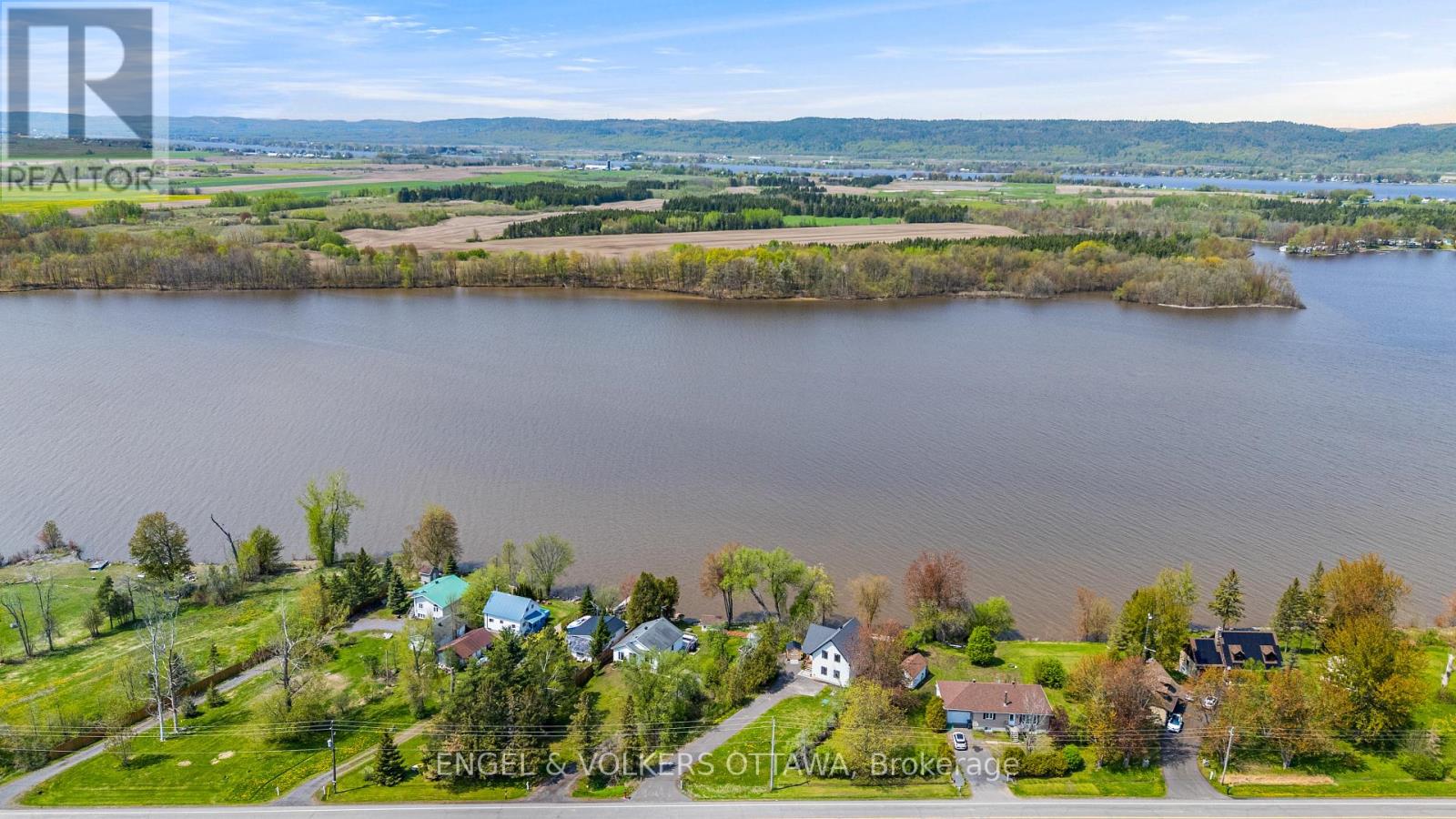 2882 BAY ROAD - 42