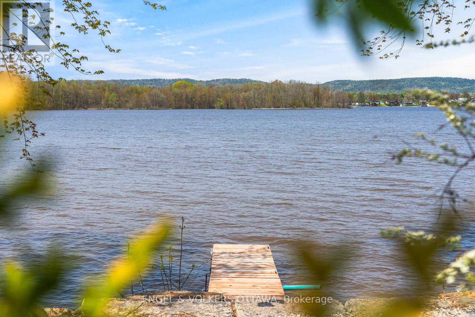 2882 BAY ROAD - 41