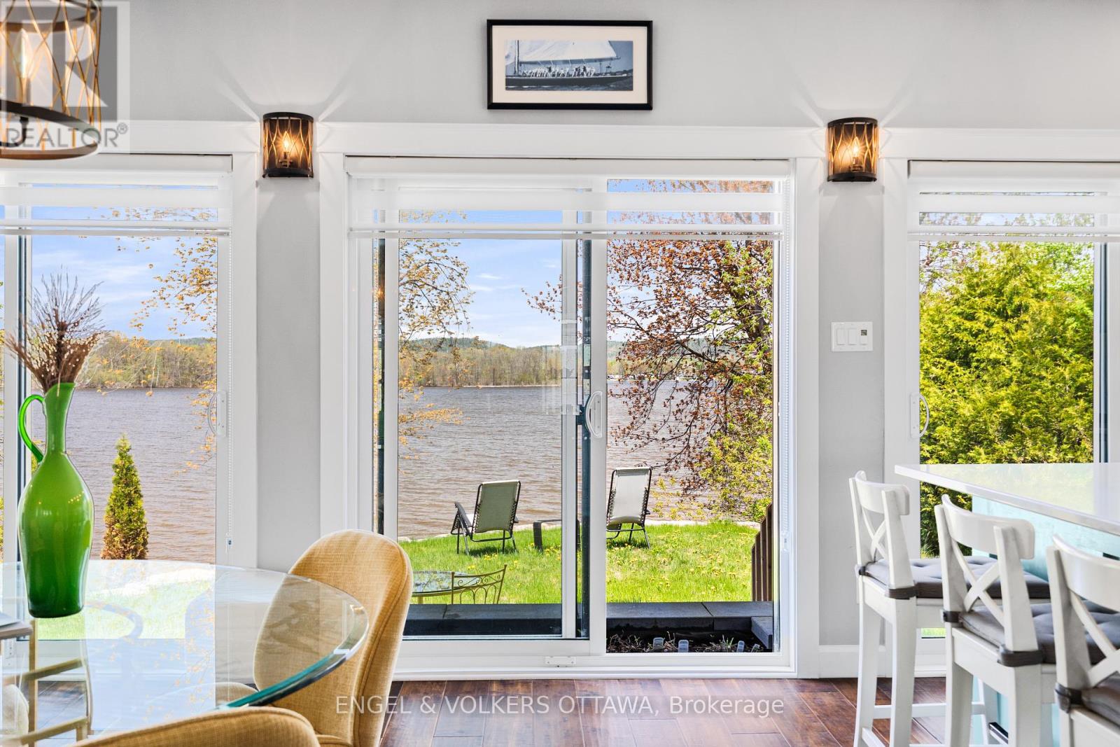 2882 BAY ROAD - 9