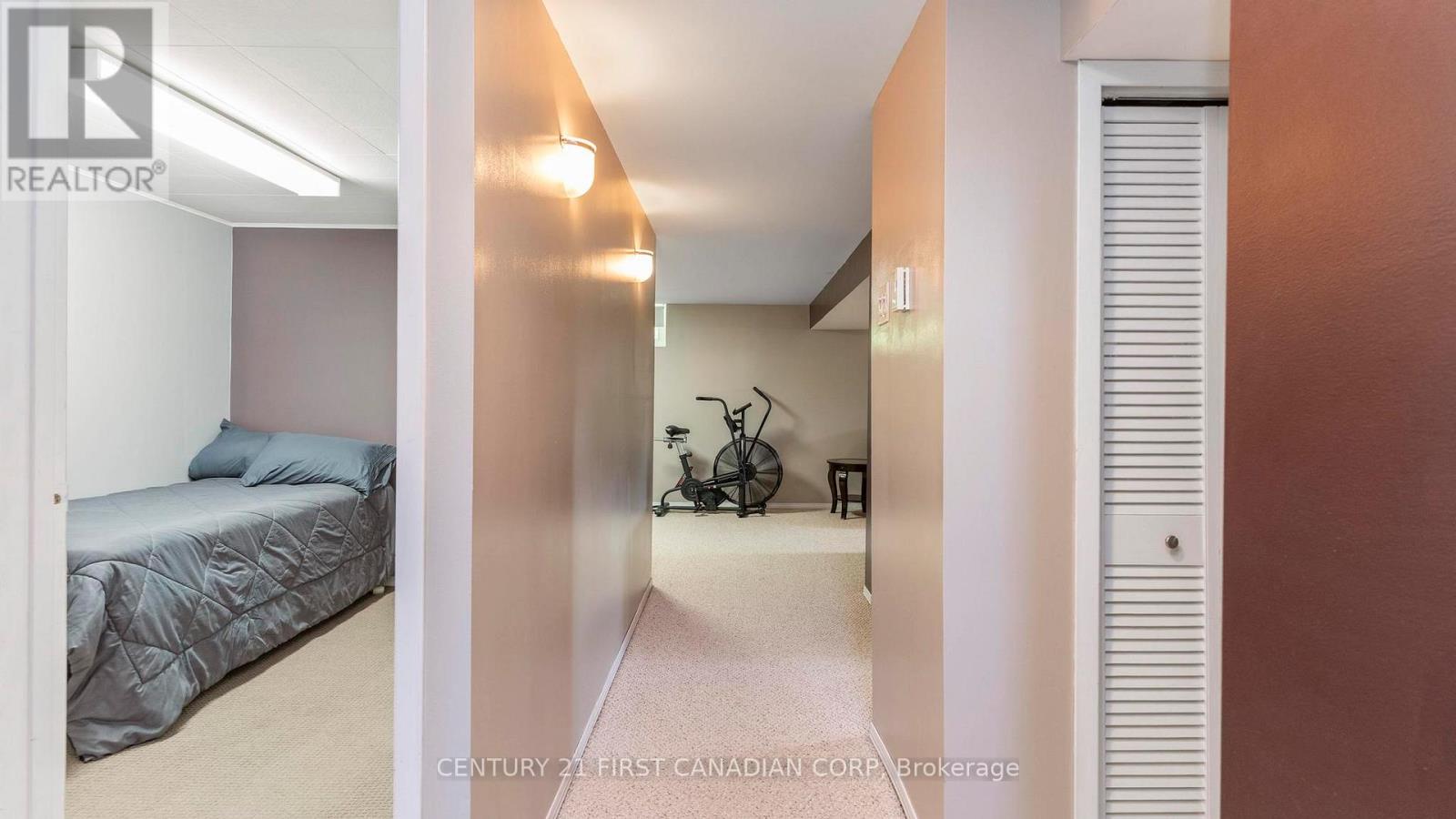 85 ALGONQUIN CRESCENT - 25