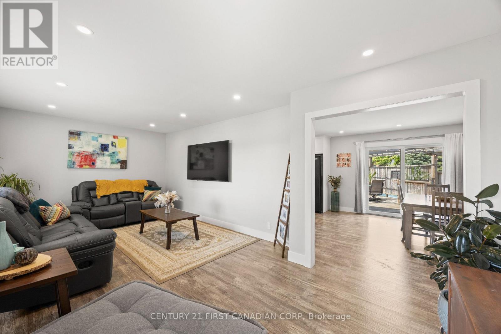 191 PRINCE ALBERT STREET - 16