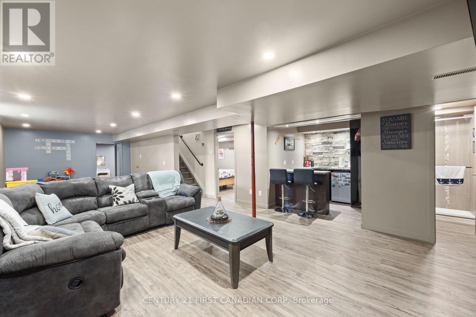 191 PRINCE ALBERT STREET - 27