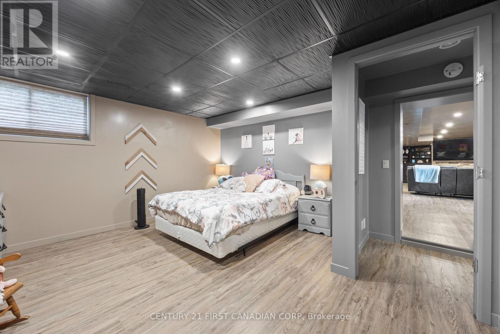 191 PRINCE ALBERT STREET - 30