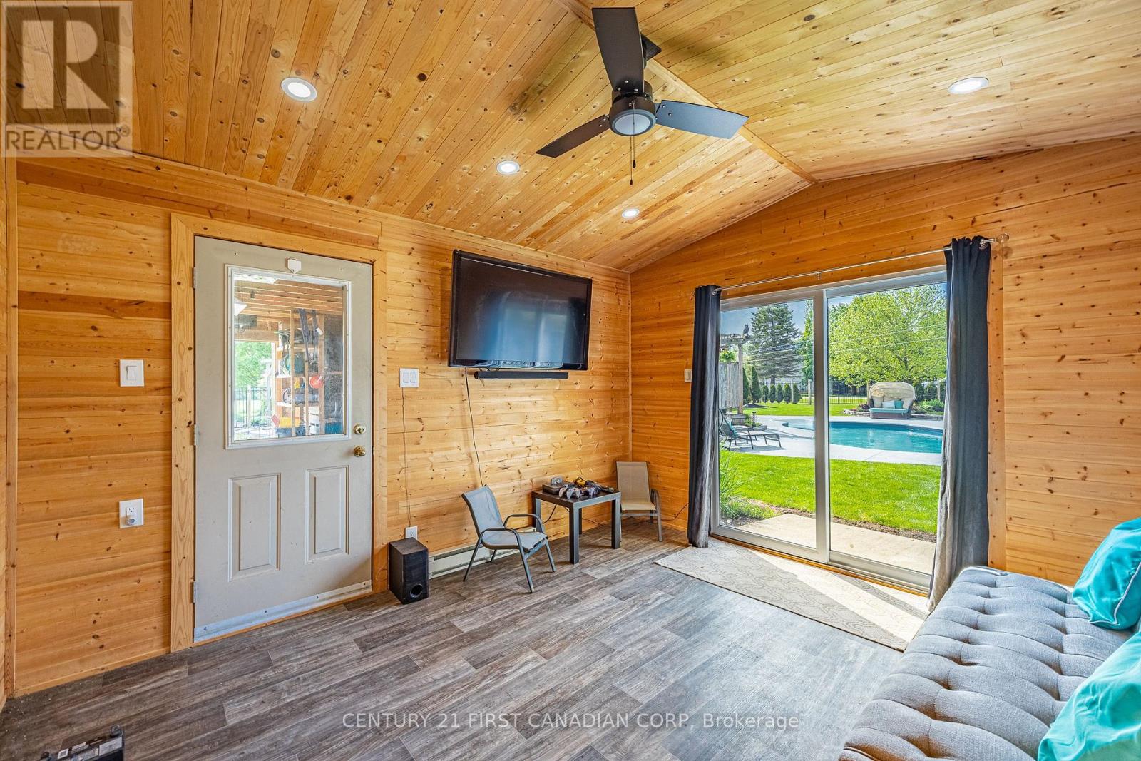191 PRINCE ALBERT STREET - 39