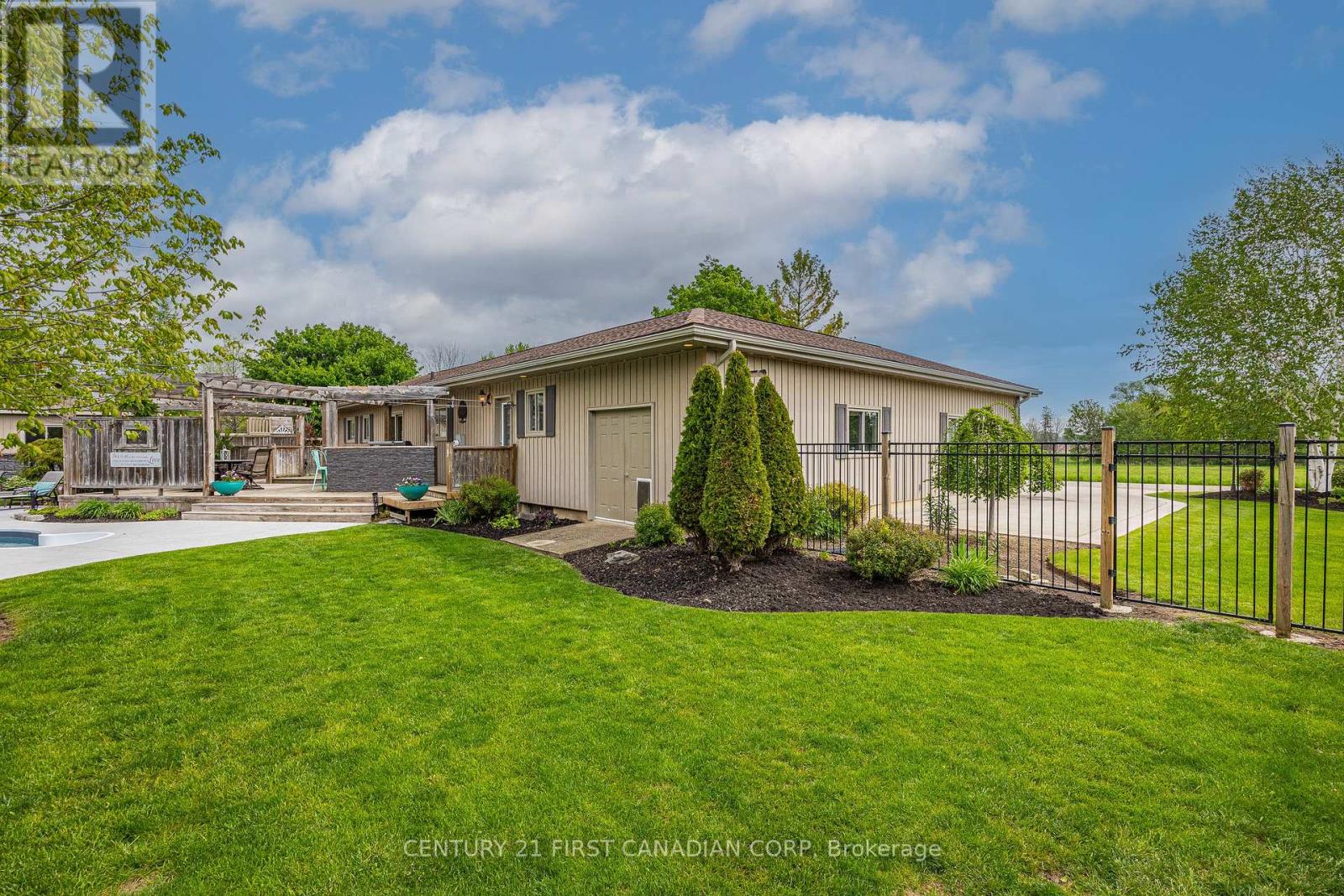 191 PRINCE ALBERT STREET - 43