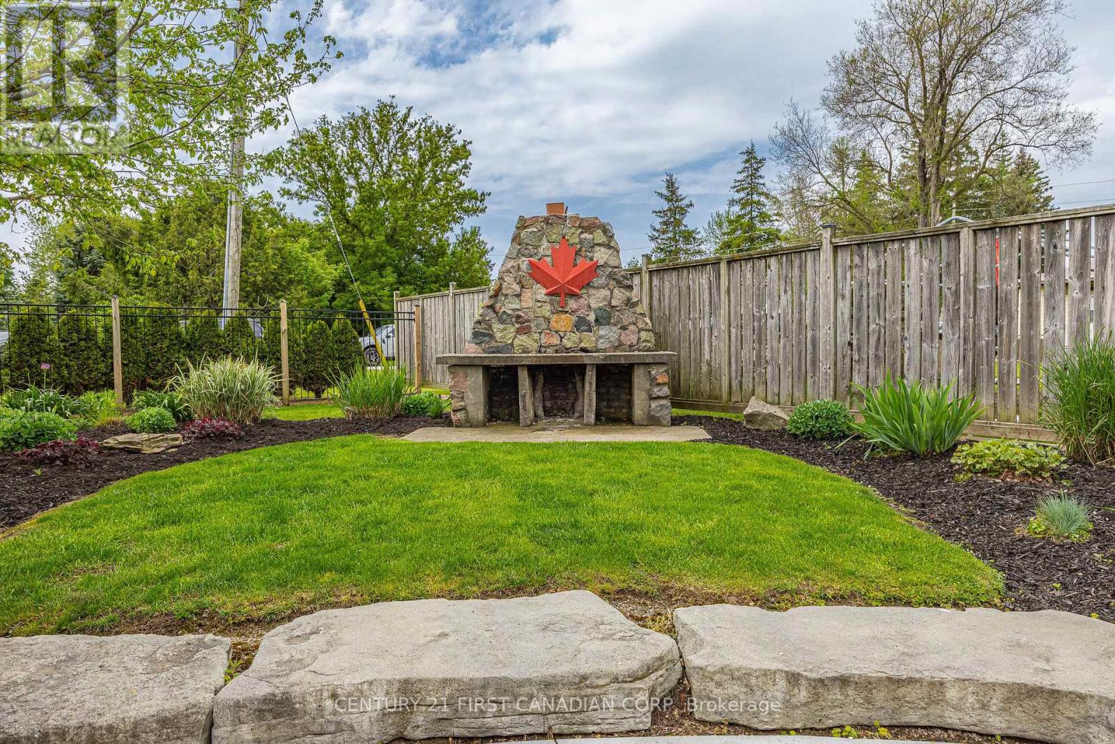 191 PRINCE ALBERT STREET - 44