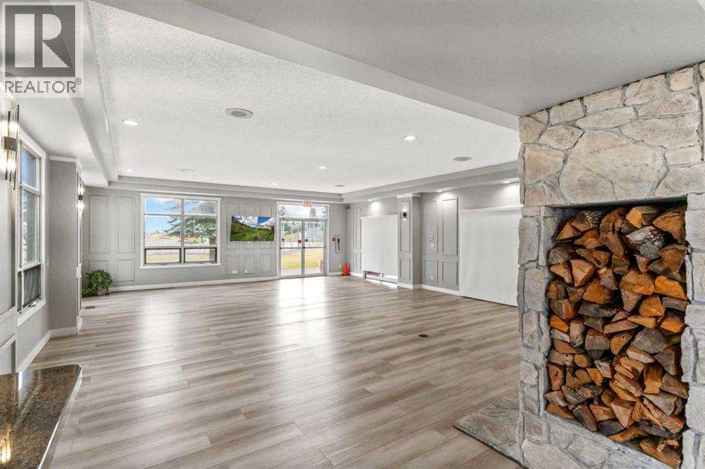 #2 219 Village Terrace SW - 28