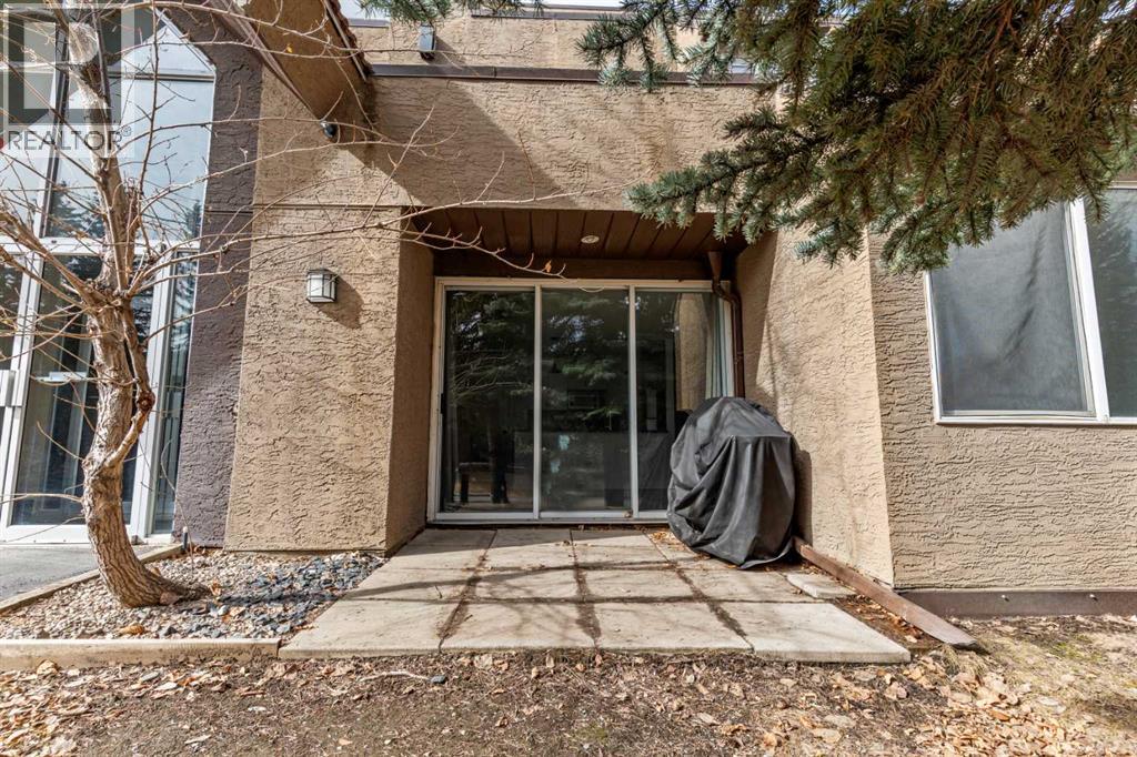 #2 219 Village Terrace SW - 20