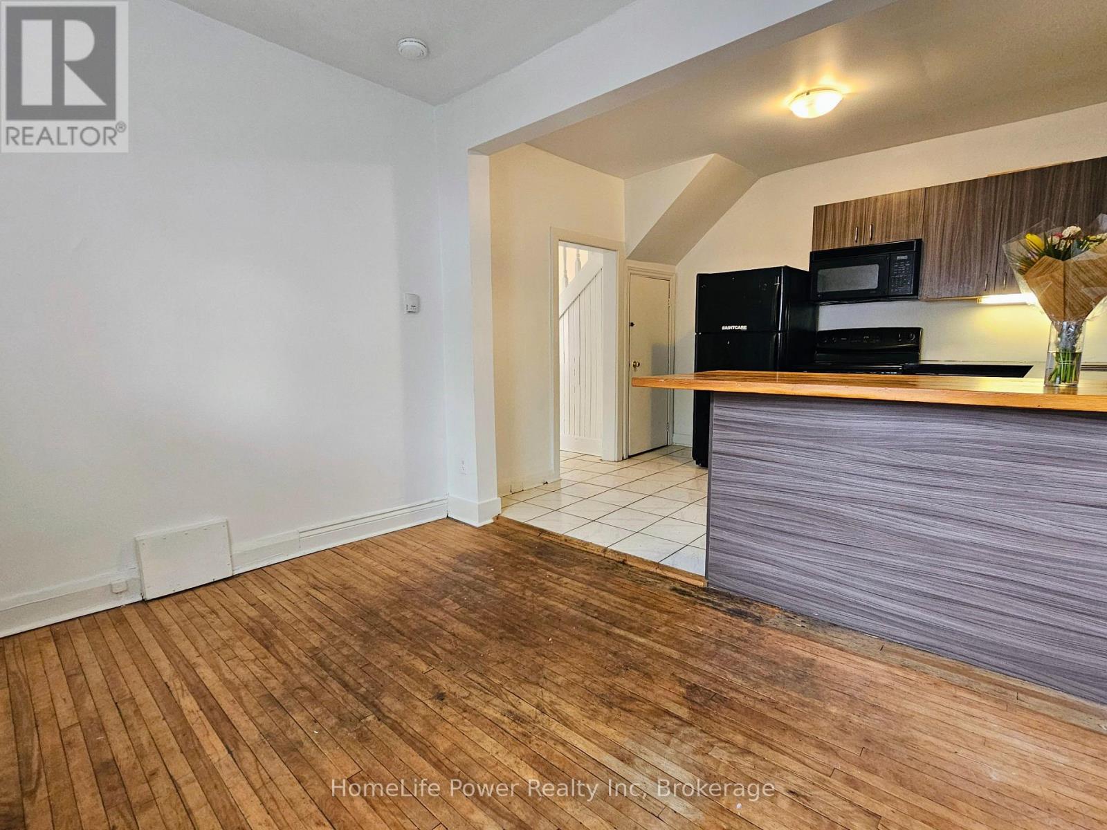 87 CHATHAM STREET - 17