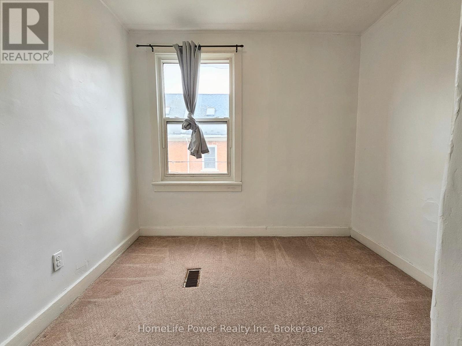 87 CHATHAM STREET - 26