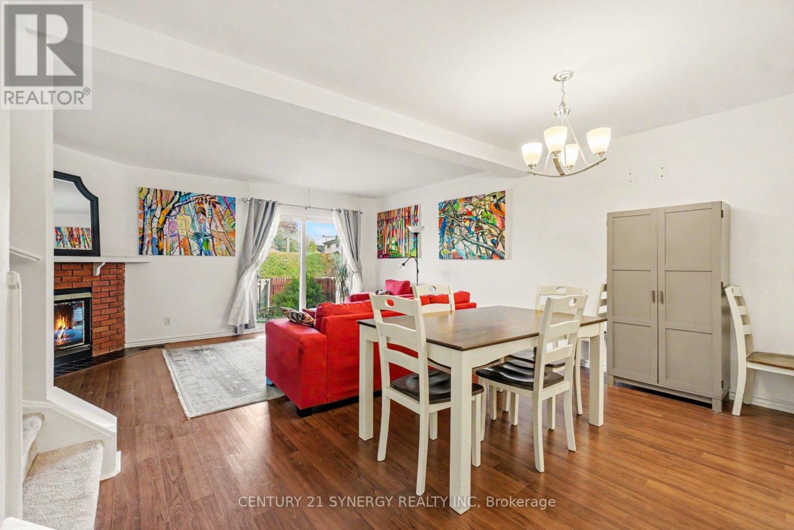373 MONICA CRESCENT - 11