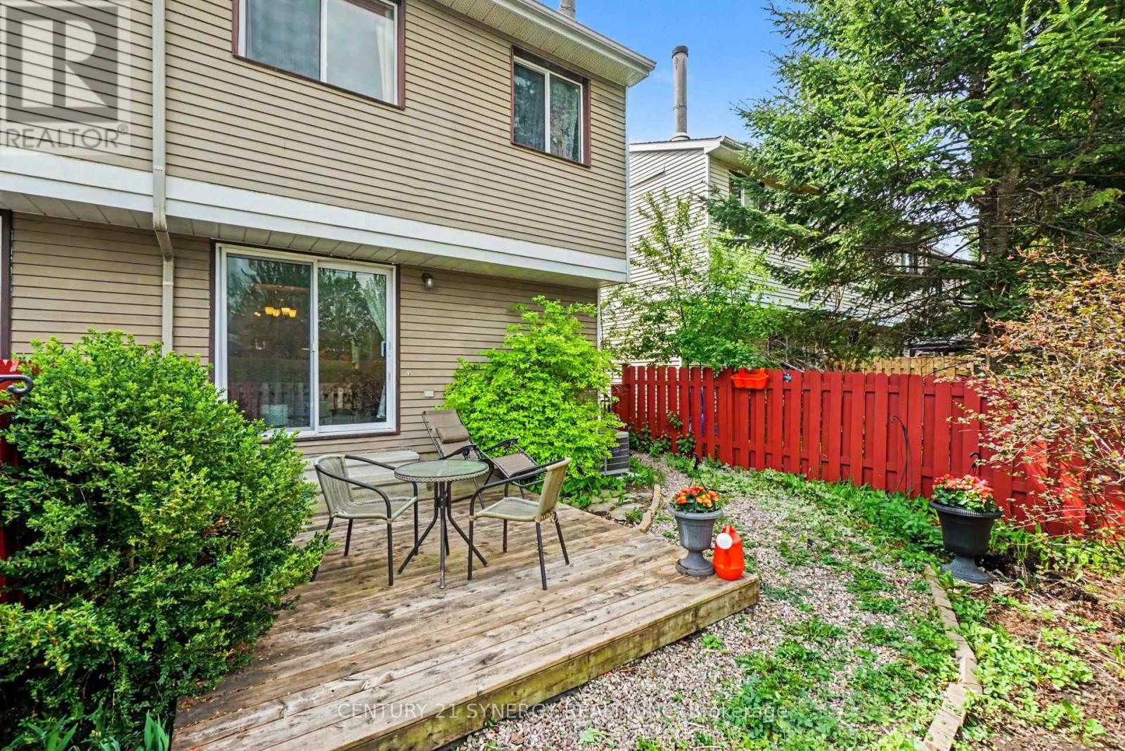 373 MONICA CRESCENT - 31