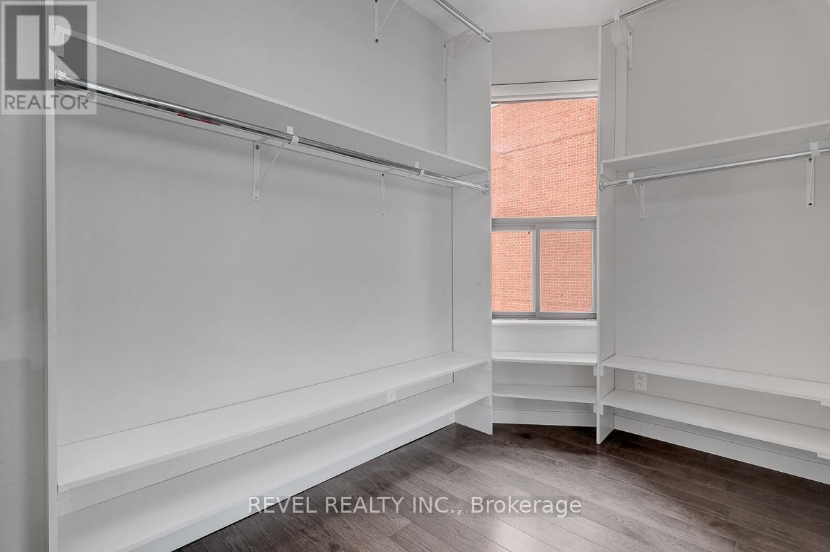 #2101 556 LAURIER AVENUE W - 20