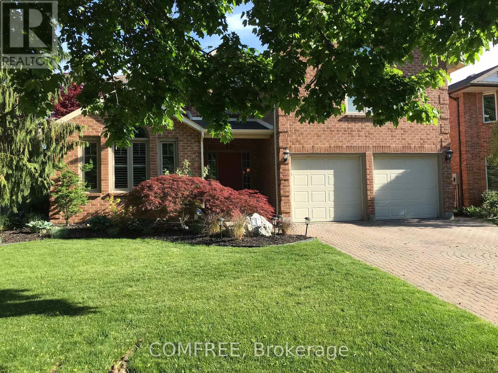 10 ENDICOTT DRIVE - 20