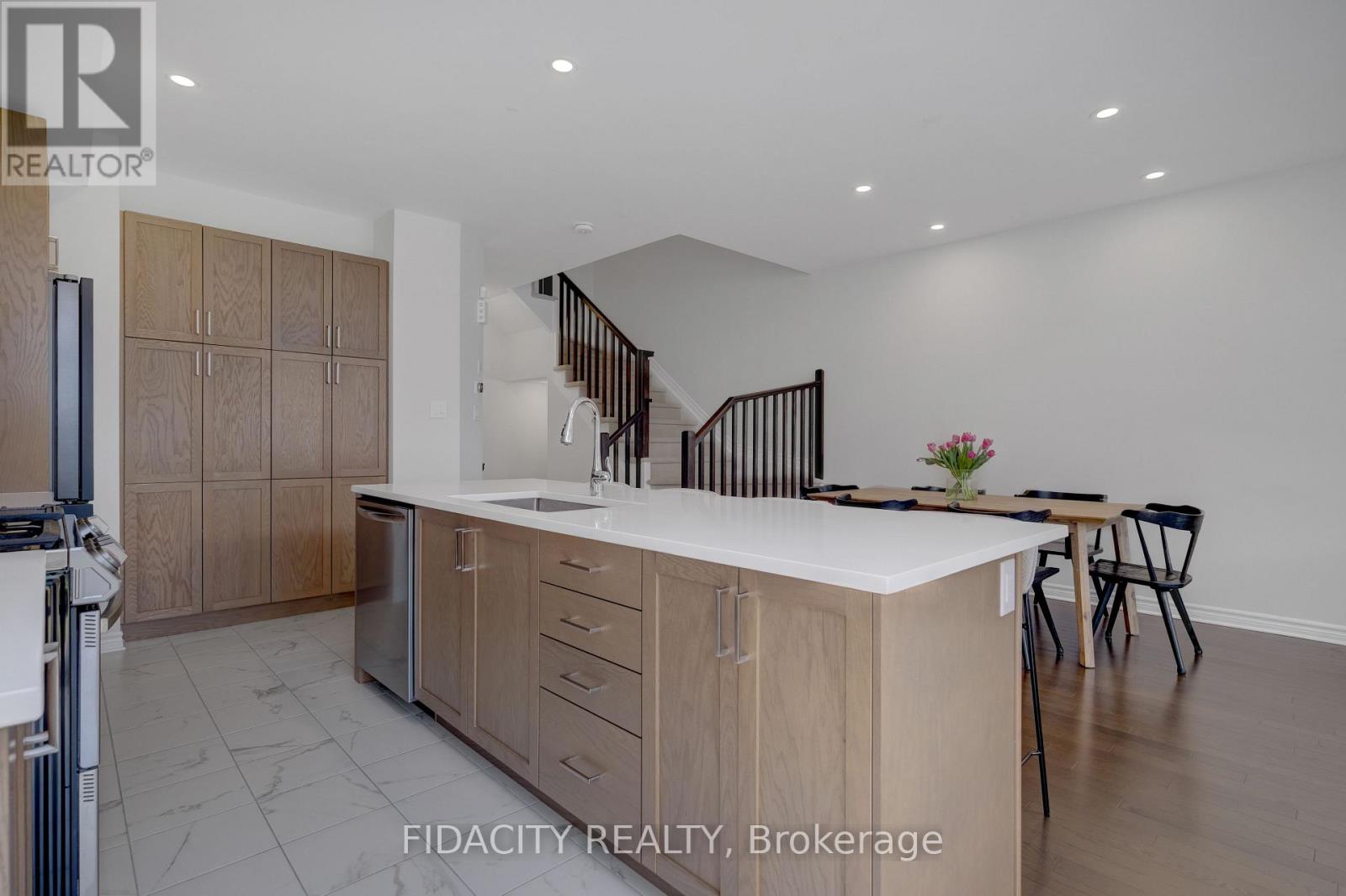 1005 KIJIK CRESCENT - 12