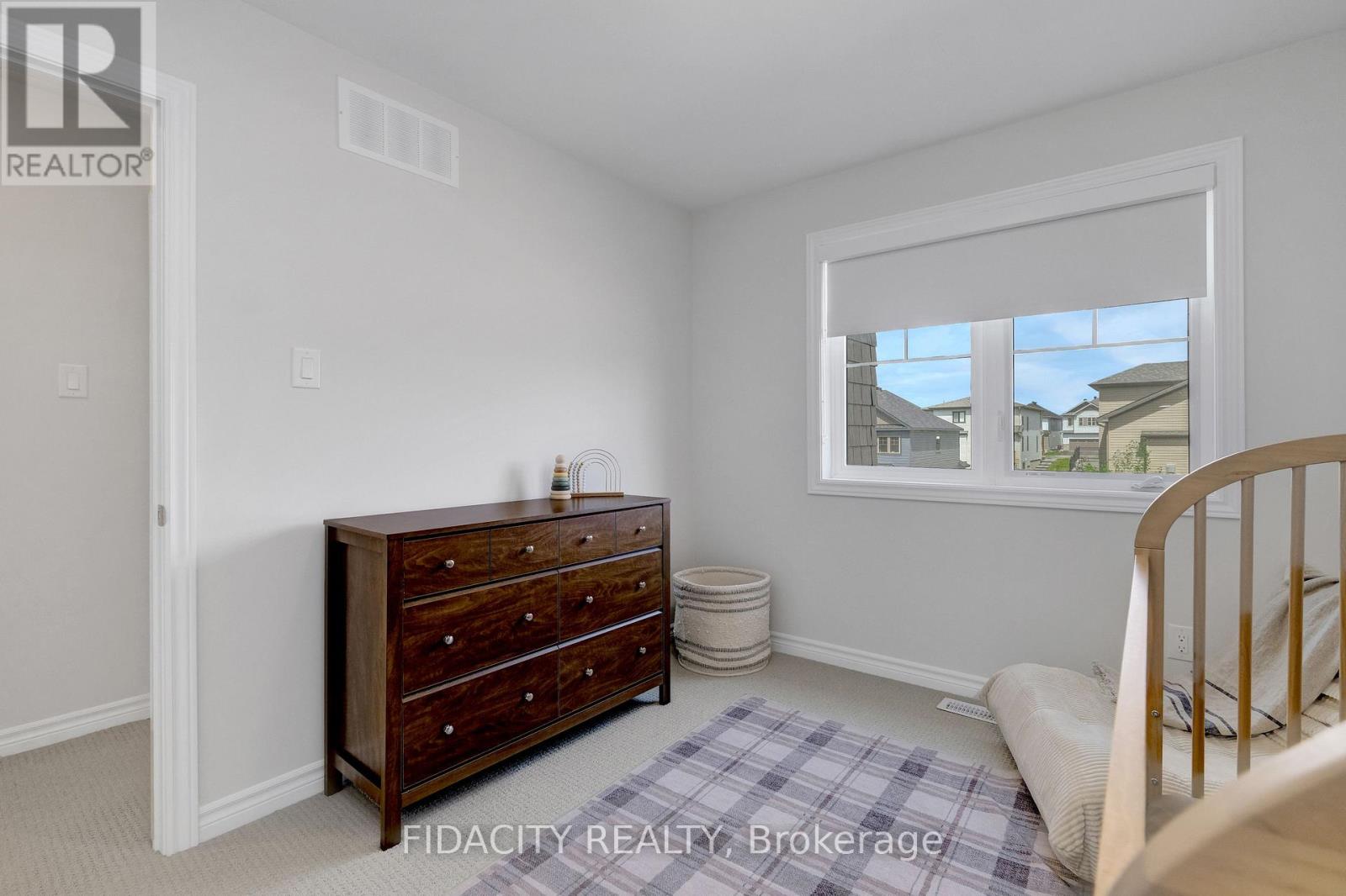 1005 KIJIK CRESCENT - 22