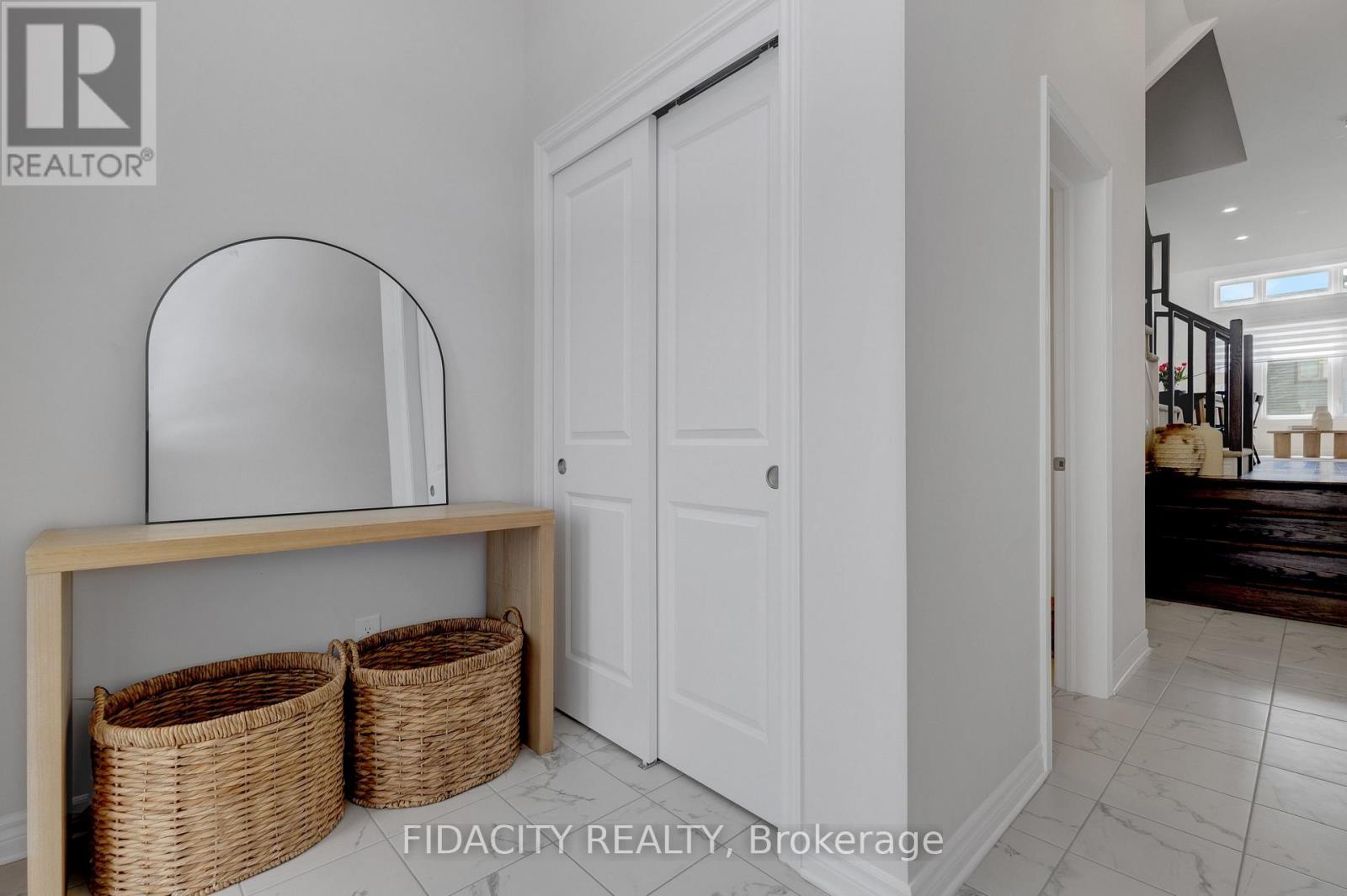 1005 KIJIK CRESCENT - 3