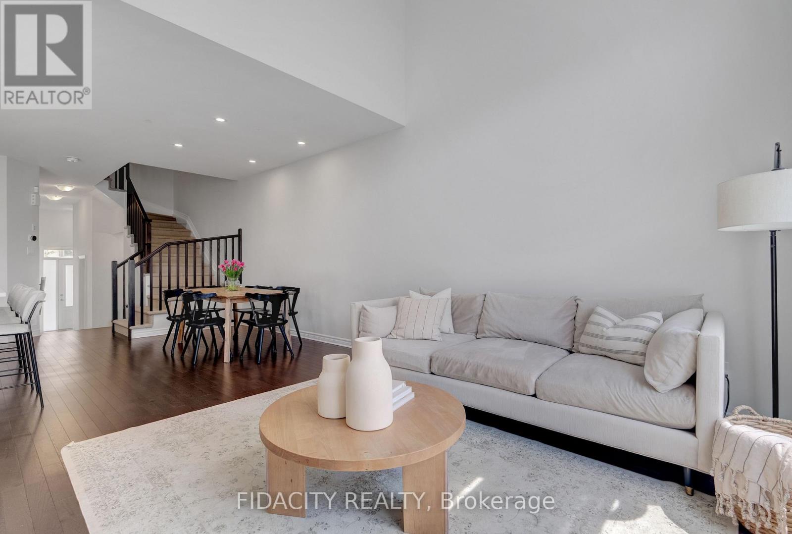 1005 KIJIK CRESCENT - 8