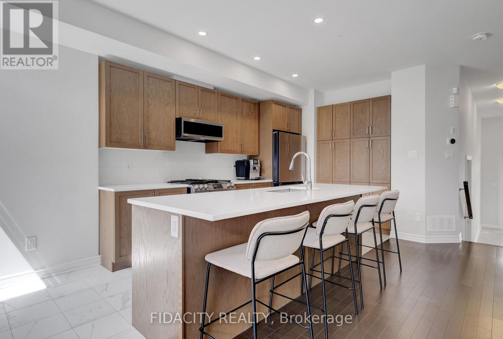 1005 KIJIK CRESCENT - 9