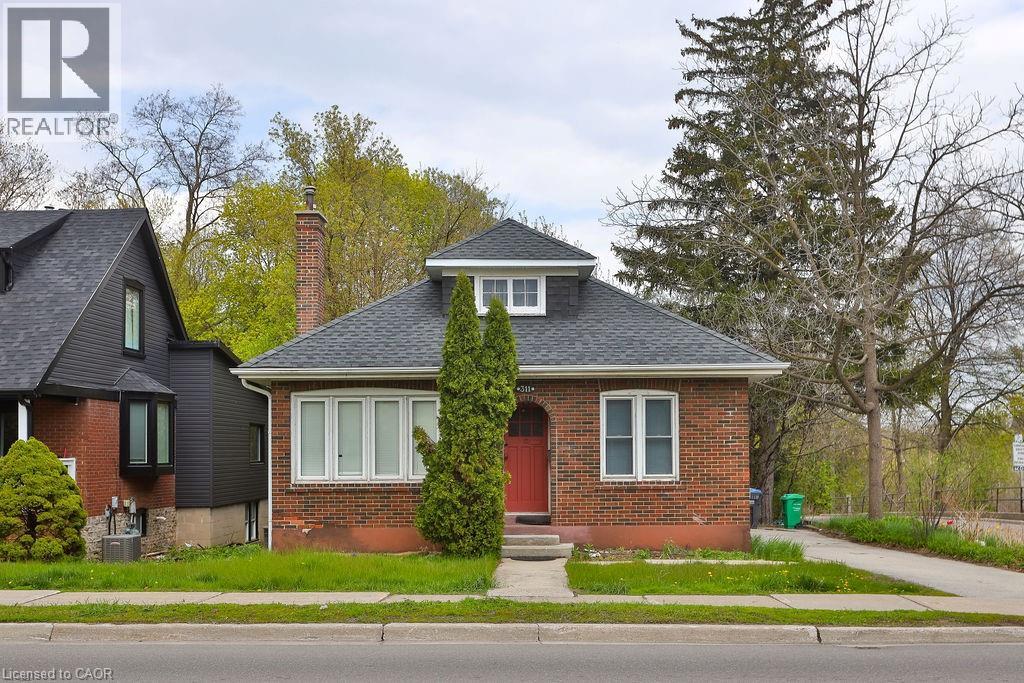 311 QUEEN Street S, Mississauga, Ontario, L5M1L9 — Photo 3