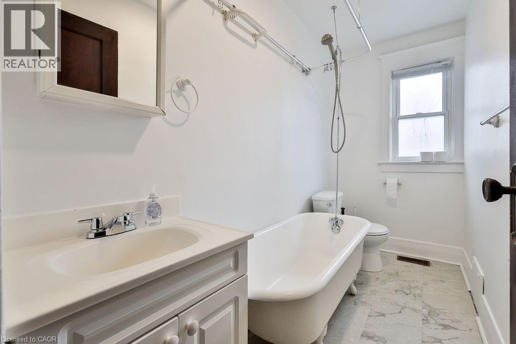311 QUEEN Street S, Mississauga, Ontario, L5M1L9 — Photo 30