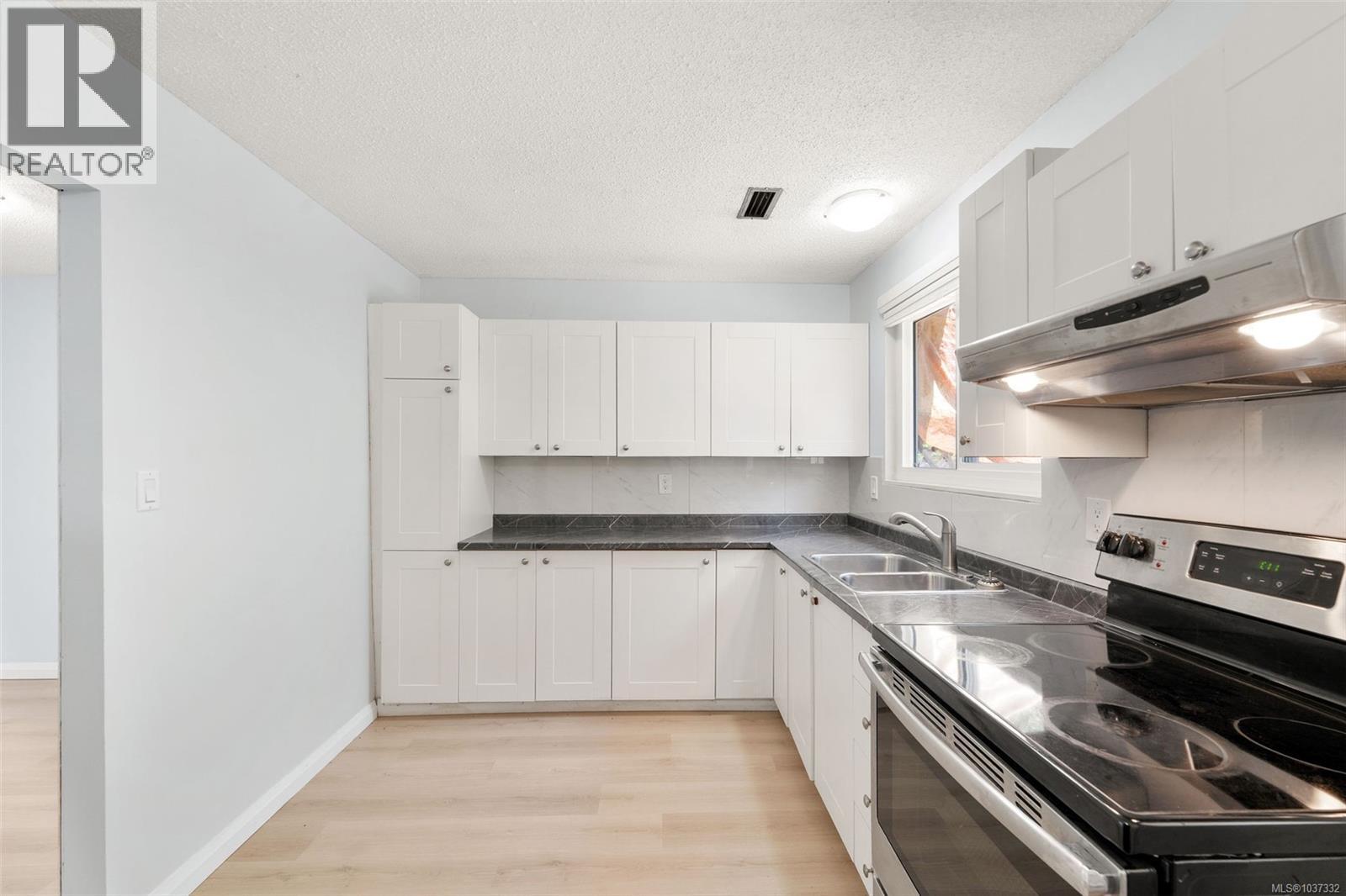 388 Pine St - 21