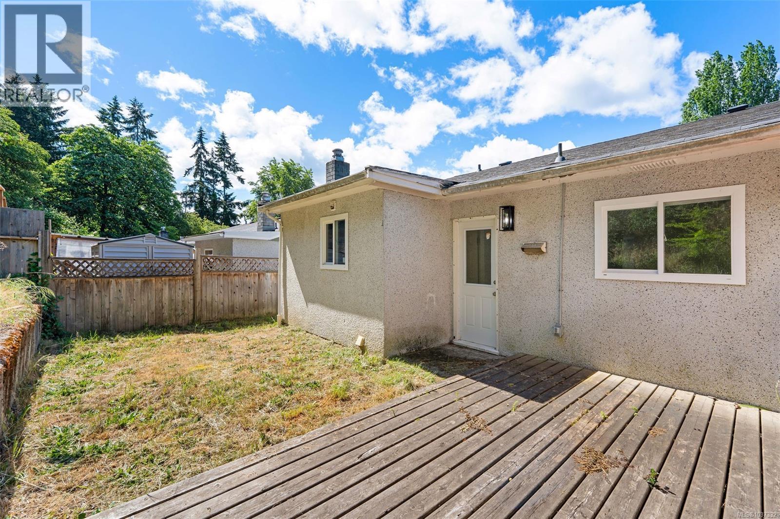 388 Pine St - 34