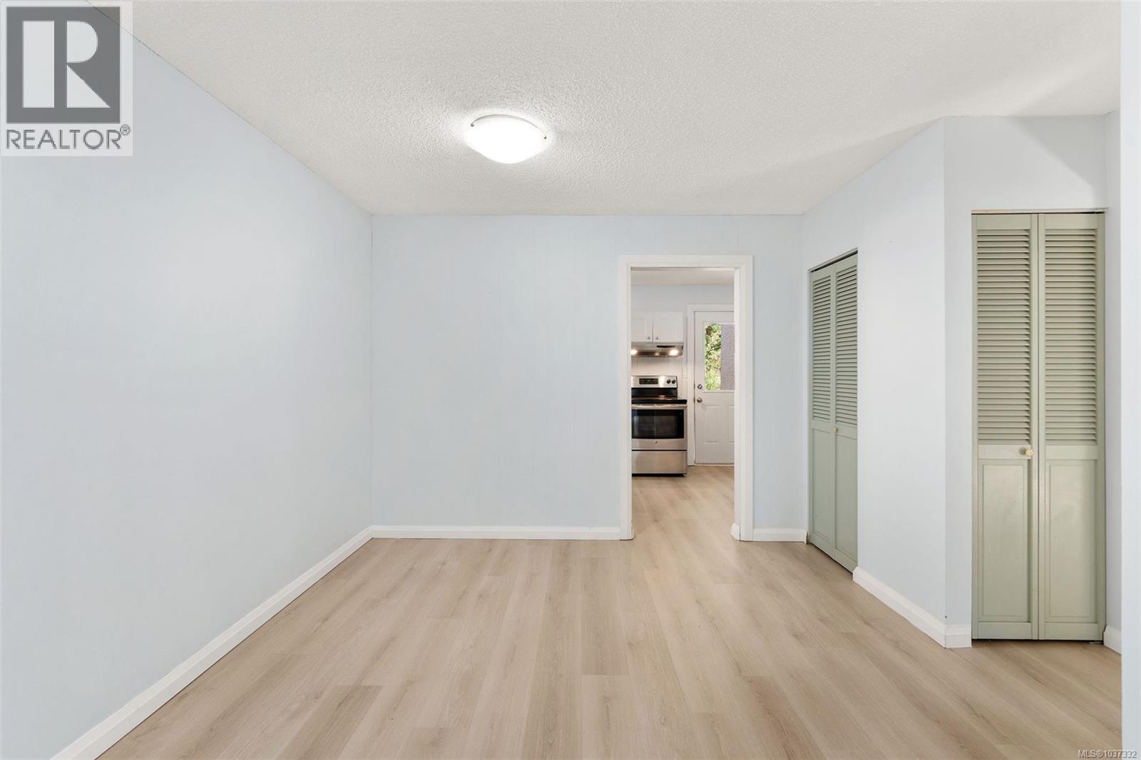 388 Pine St - 16