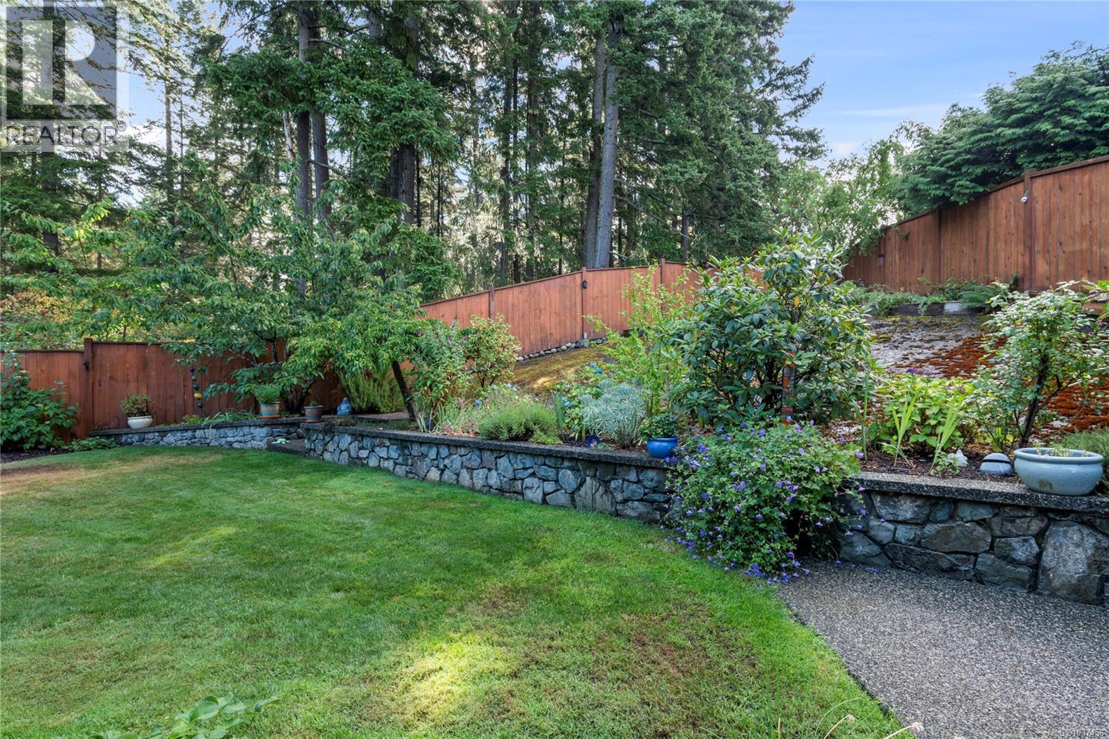 512 Martina Way - 2