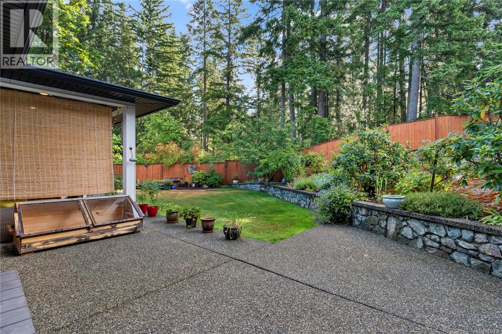 512 Martina Way - 49