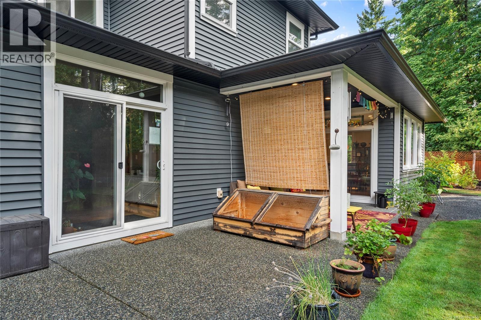 512 Martina Way - 50