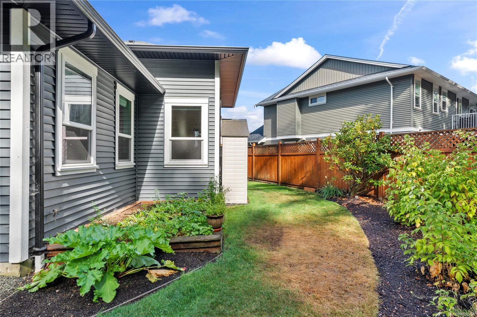 512 Martina Way - 56