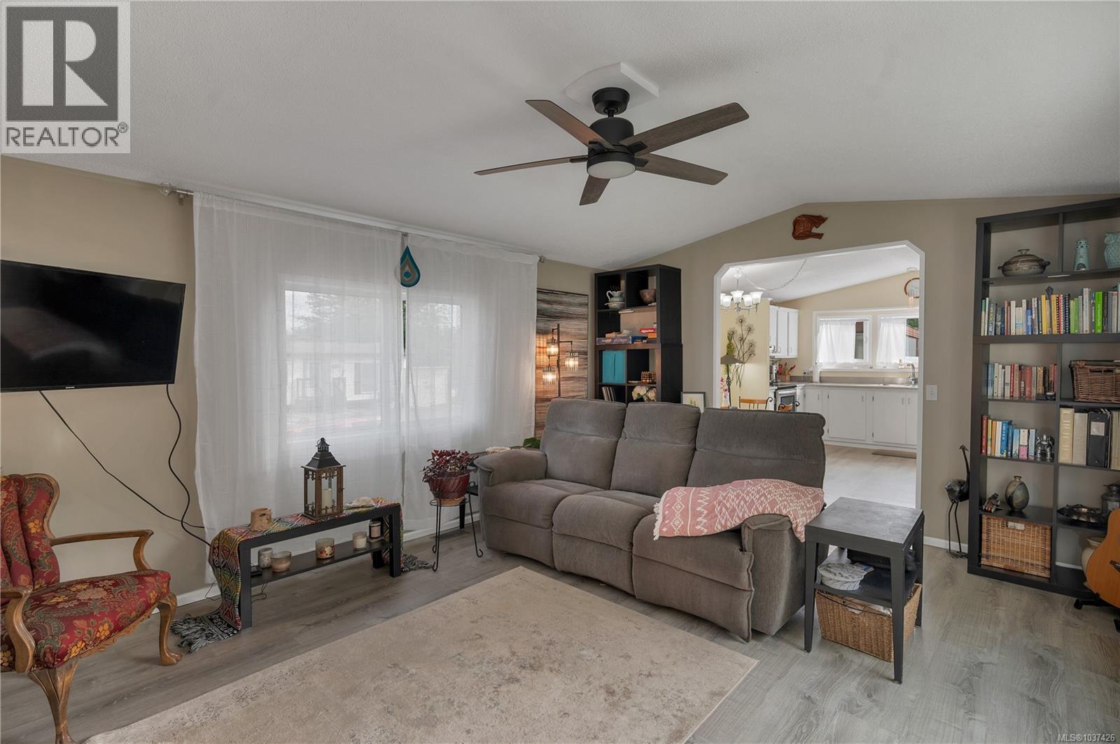 82 951 Homewood Rd, Campbell River