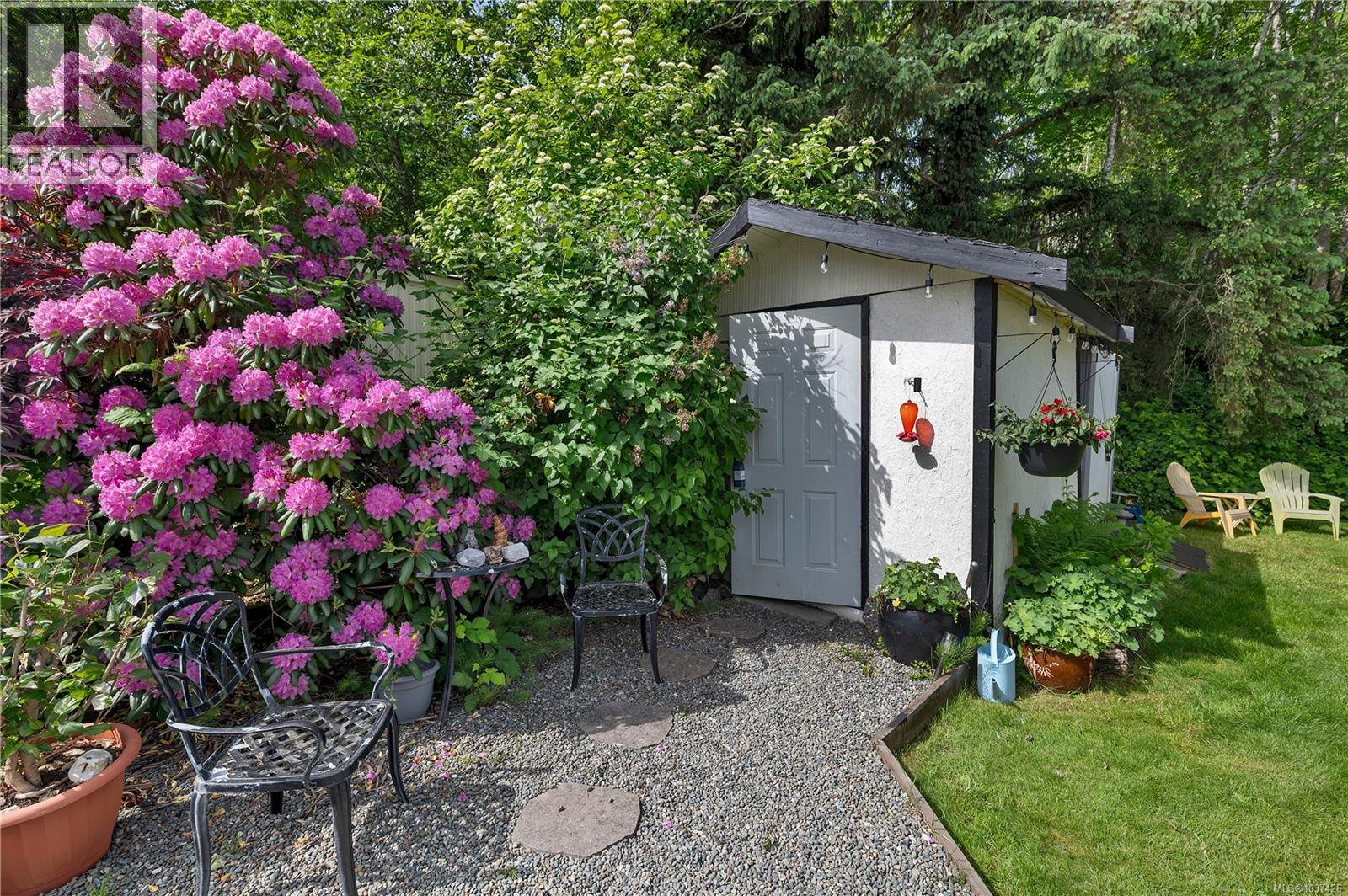 82 951 Homewood Rd, Campbell River