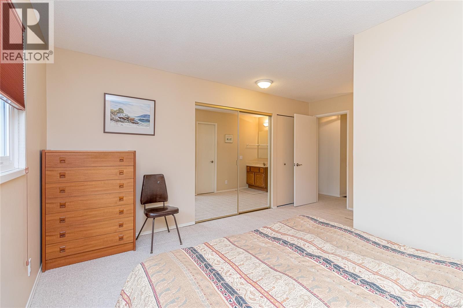 6084 Trillium Way, Duncan