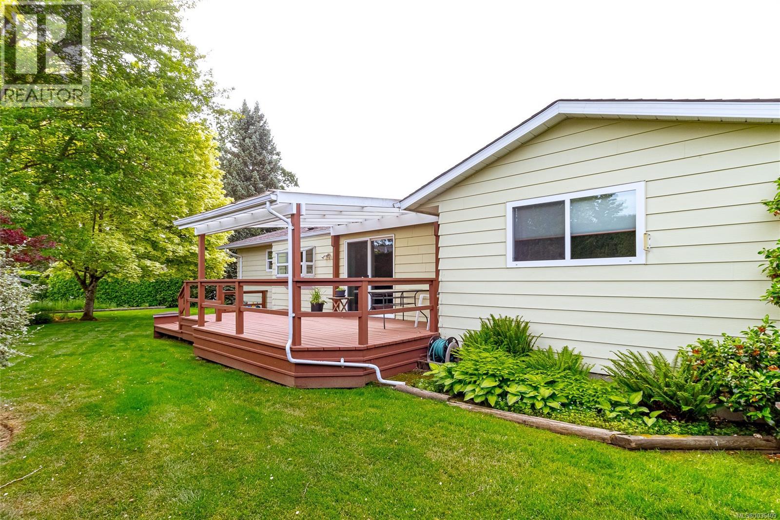 6084 Trillium Way, Duncan