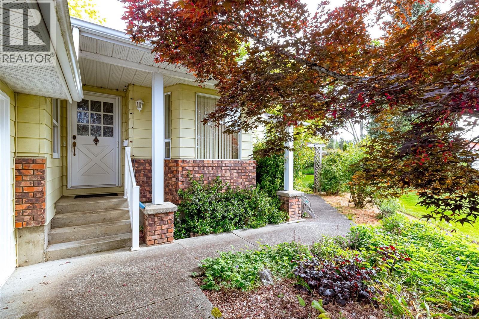 6084 Trillium Way - 4