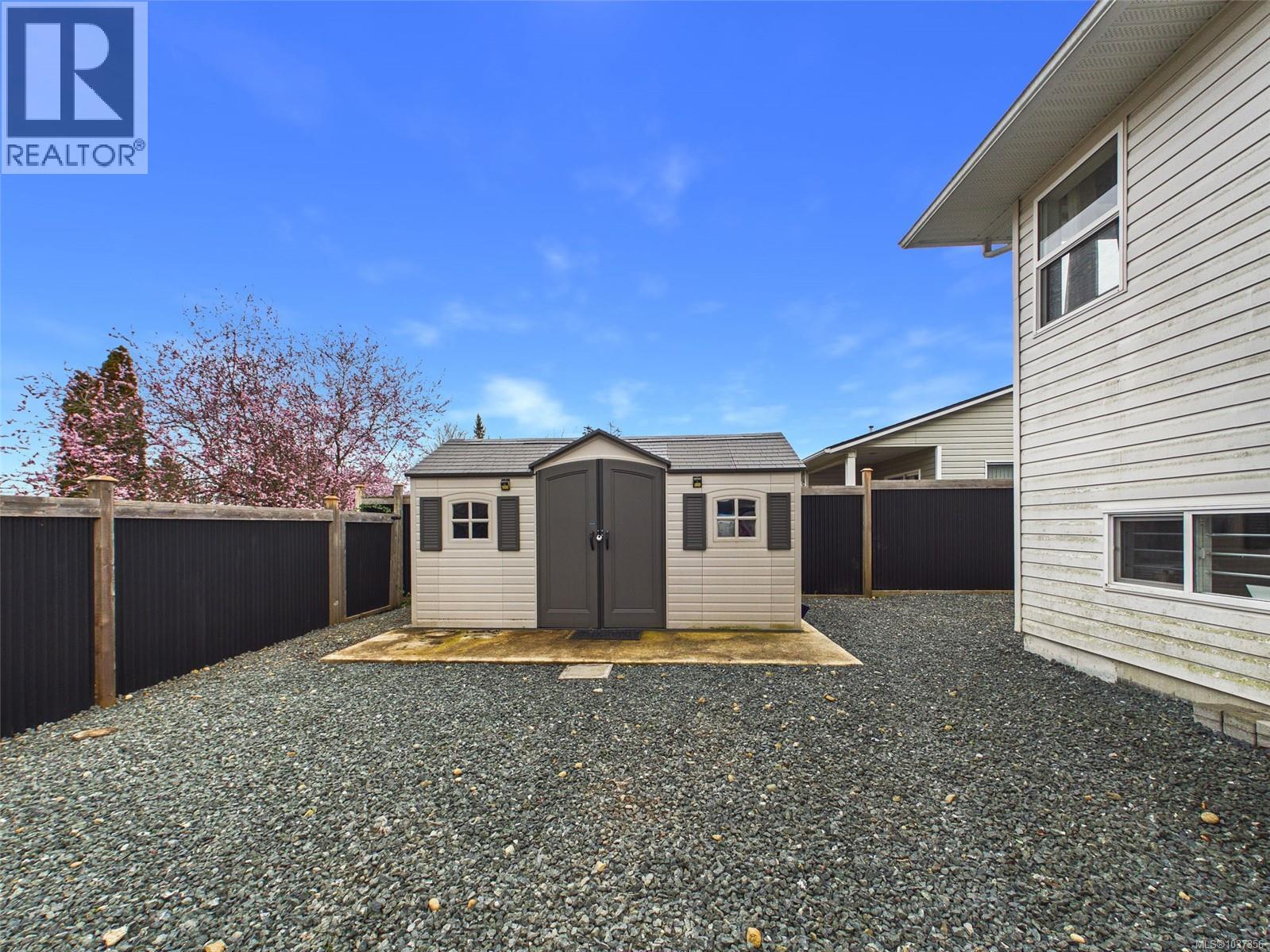 891 Esslinger Rd, French Creek
