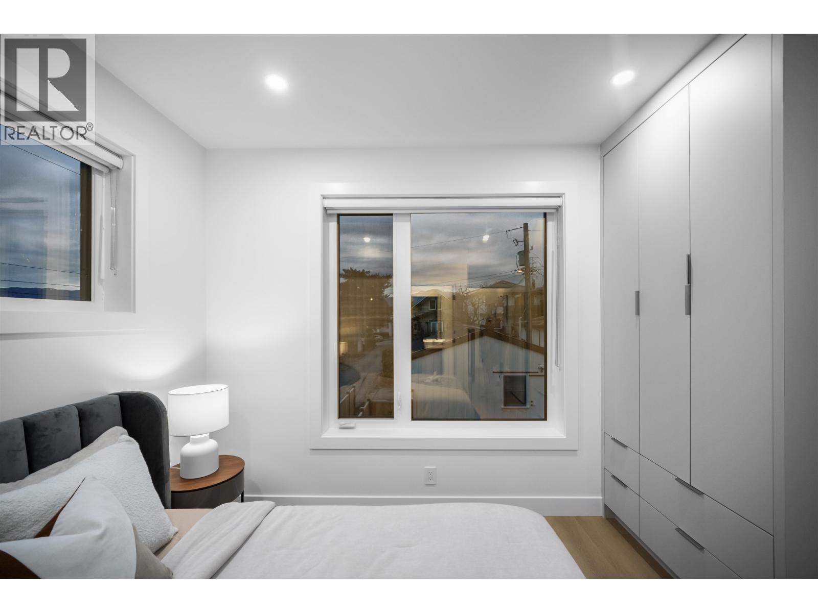3 Bed, 4 Bath Duplex for Sale in Vancouver – 2 3623 TRIUMPH STREET, Vancouver – MLS# R3113423 - Image 23