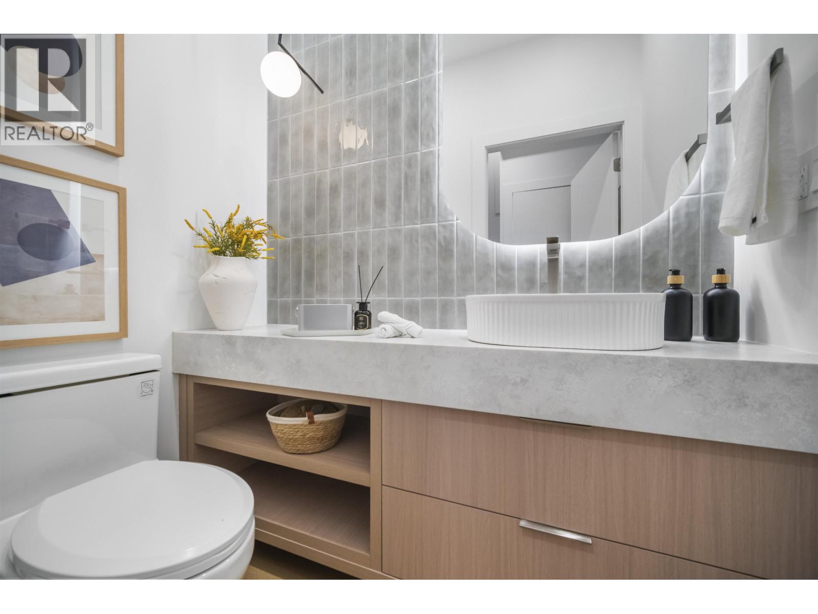 3 Bed, 4 Bath Duplex for Sale in Vancouver – 2 3623 TRIUMPH STREET, Vancouver – MLS# R3113423 - Image 3
