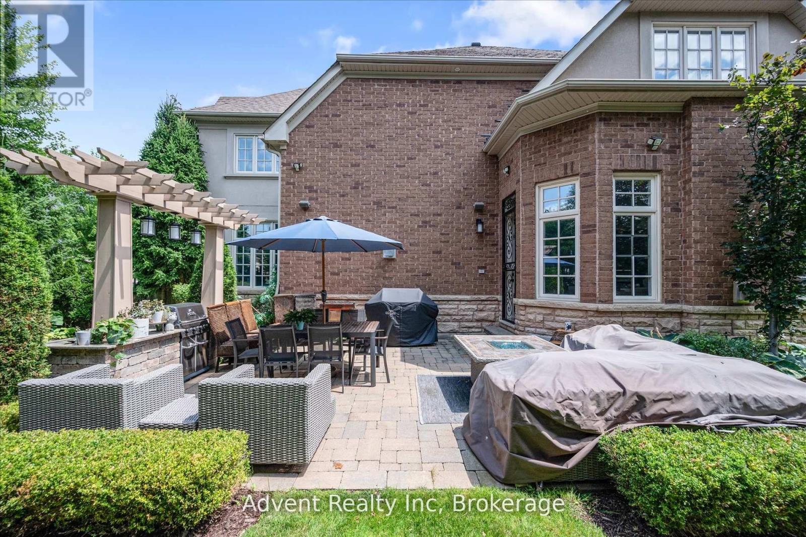 183 ANGUS GLEN BOULEVARD - 43