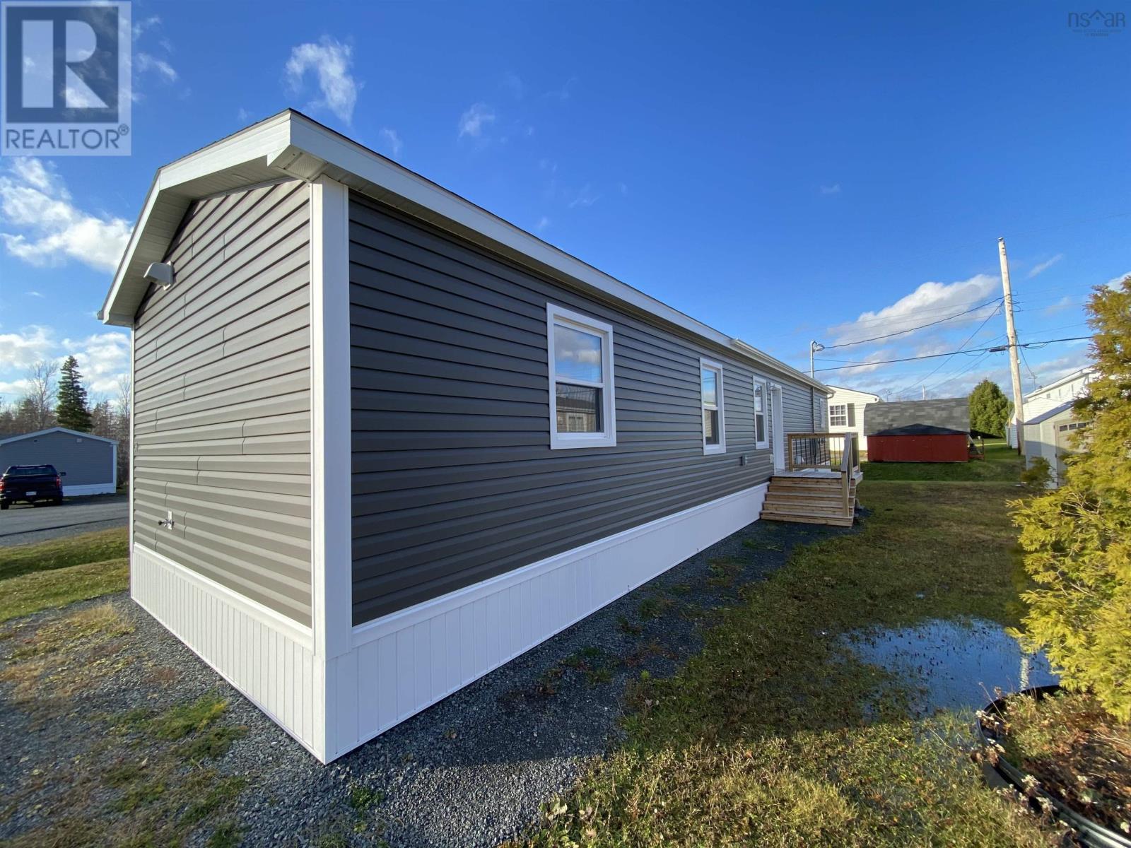 38 Rogers Drive - Image 3