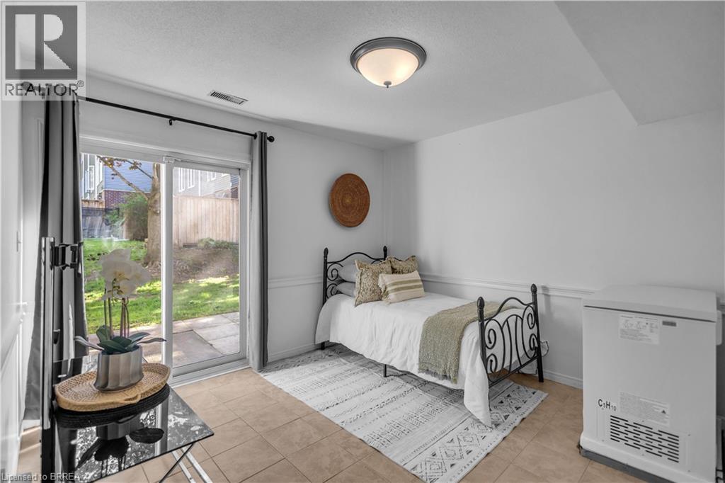 #D 52 HARRIS Avenue - 28